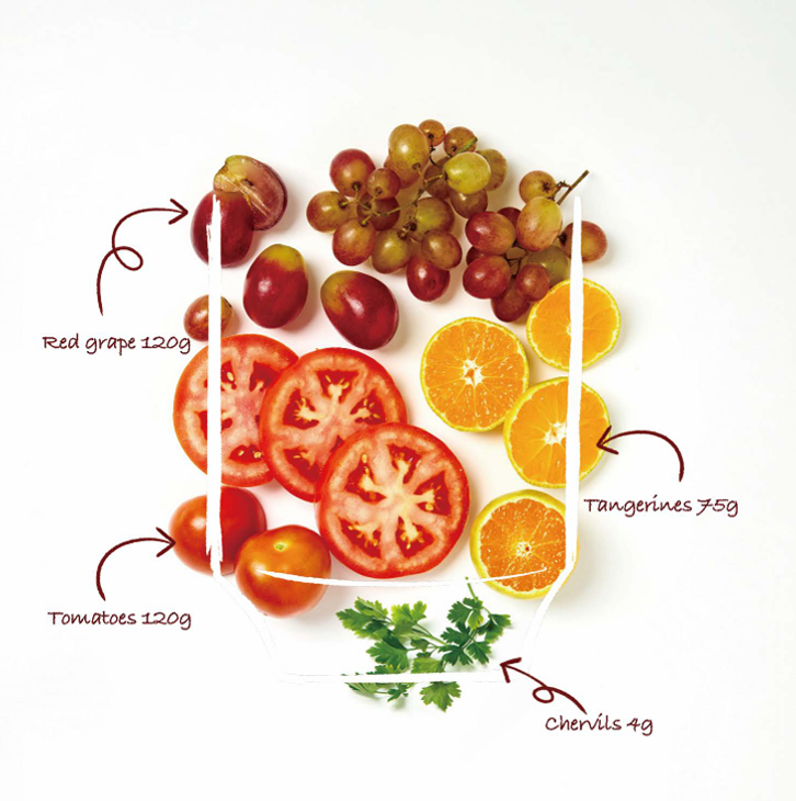 Paradajz, mandarina i grožđe